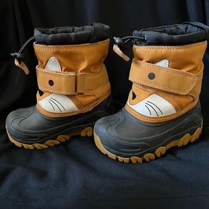 Cat & Jack Fox Snow Boots size 7